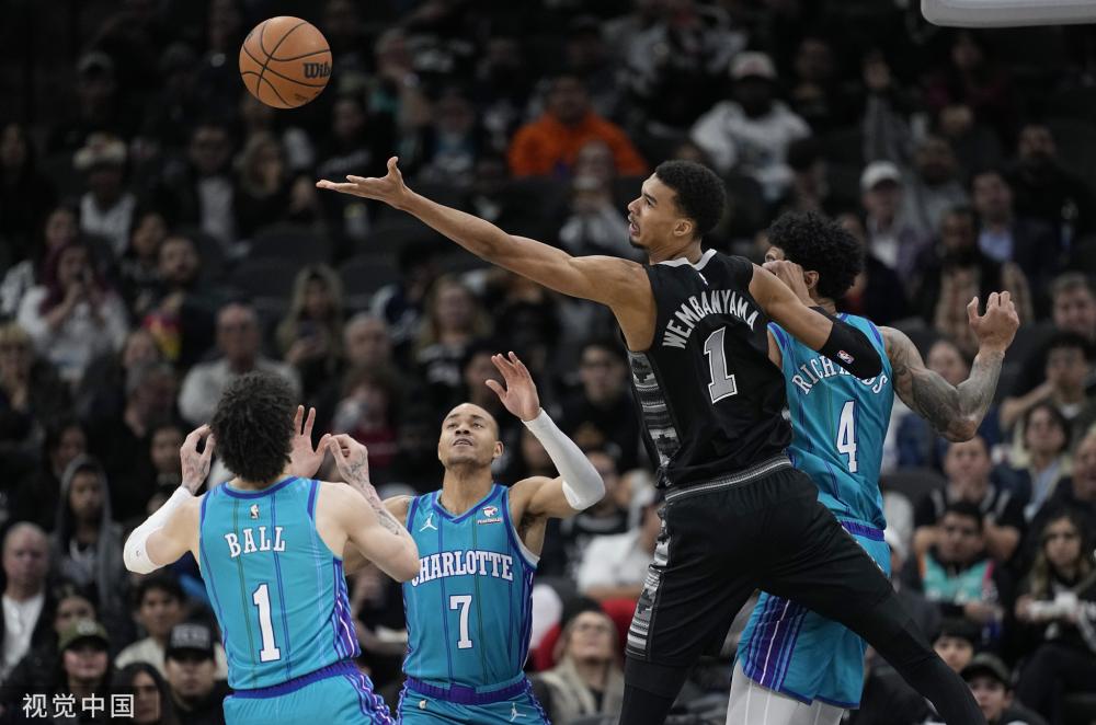 短道速滑——世锦赛：刘少林止步男子500米复活赛四分之一决赛.